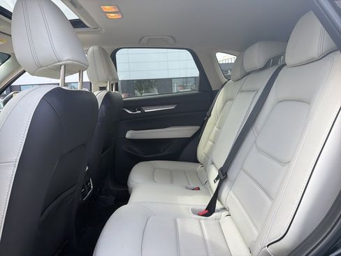 Used 2024 MAZDA CX-5 AWD 2.5 S w/ Premium Plus Pkg image 3