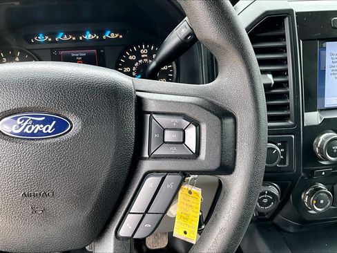 Used 2017 Ford F150 XL w/ Equipment Group 101A Mid AWD/4WD image 14