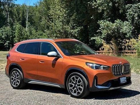 Used 2024 BMW X1 xDrive28i w/ Premium Package AWD/4WD image 1
