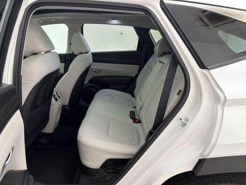 Used 2025 Hyundai Tucson SEL AWD/4WD image 24
