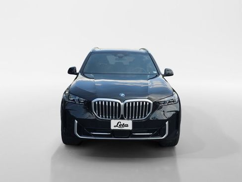 Used 2025 BMW X5 xDrive50e AWD/4WD image 8