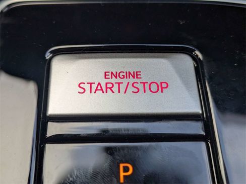 Certified 2026 Volkswagen GTI SE image 41