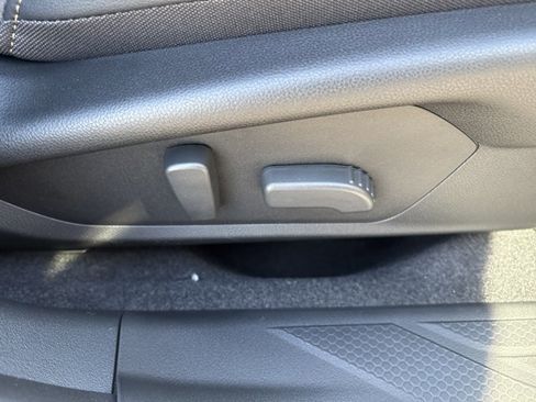 New 2026 Subaru Outback Limited image 11