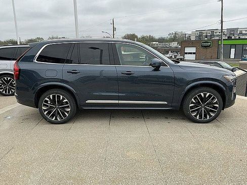New 2026 Volvo XC90 T8 Plus w/ Protection Package Premier AWD/4WD image 7