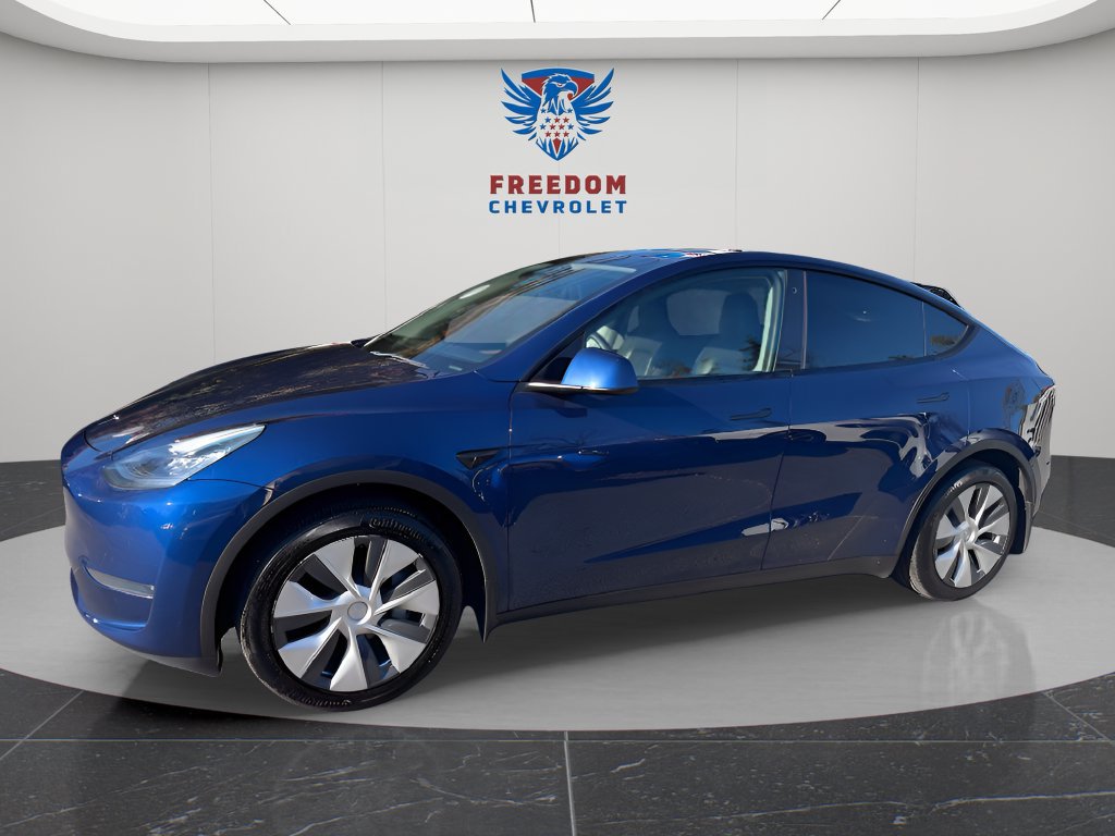 Used 2023 Tesla Model Y Long Range AWD/4WD image 2