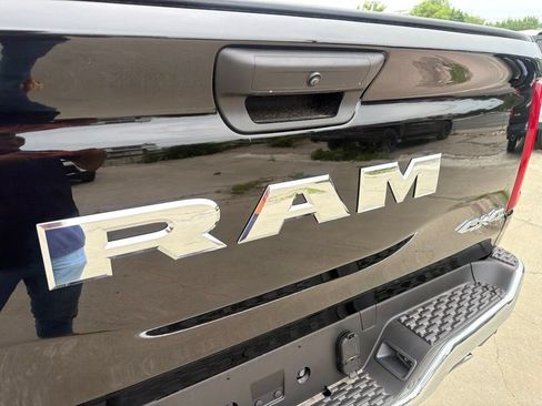 New 2026 RAM 1500 Big Horn AWD/4WD image 22