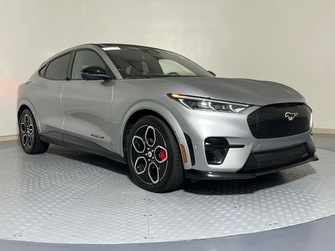 Used 2021 Ford Mustang Mach-E GT image 7