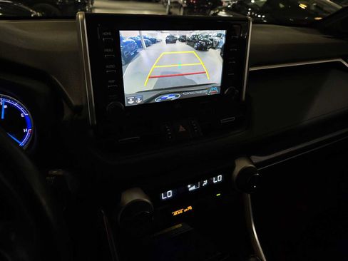 Used 2020 Toyota RAV4 XSE AWD/4WD image 28