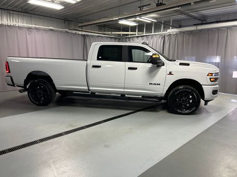 New 2025 RAM 2500 Big Horn image 8