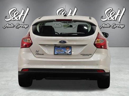 Used 2014 Ford Focus Titanium FWD image 21