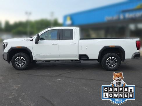 Used 2024 GMC Sierra 2500 SLE w/ SLE Convenience Package AWD/4WD image 3