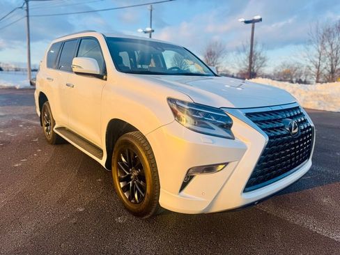 Certified 2023 Lexus GX 460 Premium w/ Premium Plus Package image 6