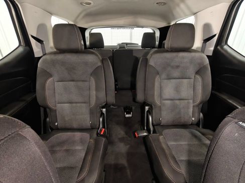 Used 2018 Chevrolet Traverse LT FWD image 23