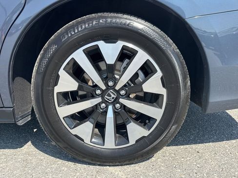 Used 2025 Honda Odyssey EX-L image 32
