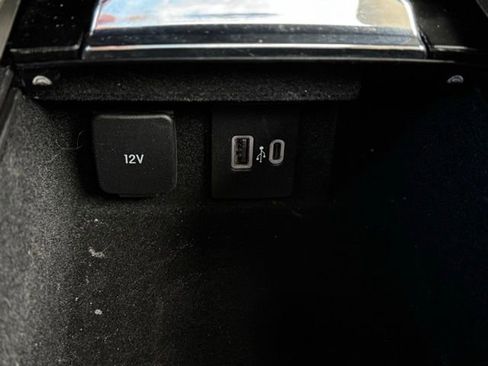 Certified 2022 Lincoln Corsair Standard w/ Equipment Group 101A image 35