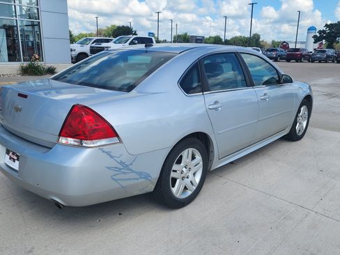 Used 2013 Chevrolet Impala LT w/ LT Sunroof Package FWD image 4