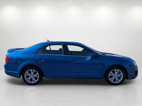 Used 2012 Ford Fusion SE image 4