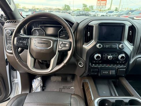 Used 2021 GMC Sierra 2500 Denali w/ Denali Ultimate Package AWD/4WD image 28