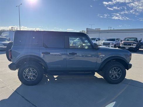 New 2025 Ford Bronco Badlands AWD/4WD image 3