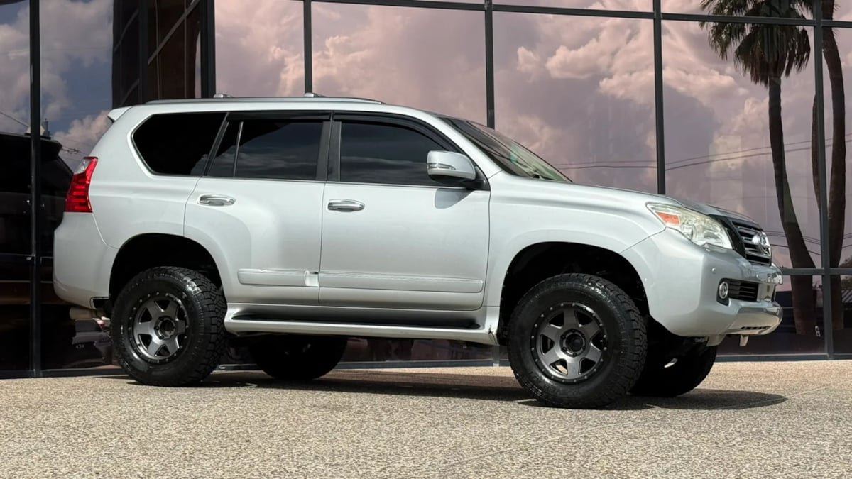 Used 2010 Lexus GX 460 Premium AWD/4WD image 16