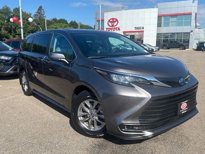 Used 2024 Toyota Sienna LE