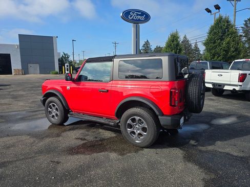 Used 2023 Ford Bronco Big Bend AWD/4WD image 4
