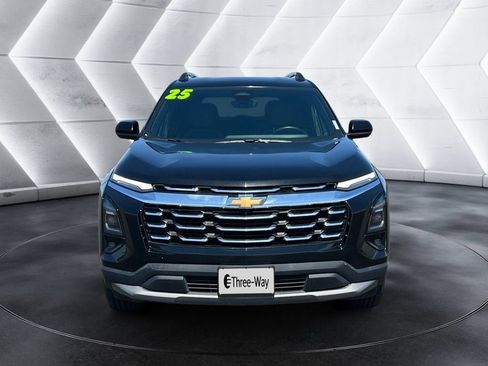 Certified 2025 Chevrolet Equinox LT w/ Convenience Package II AWD/4WD image 8
