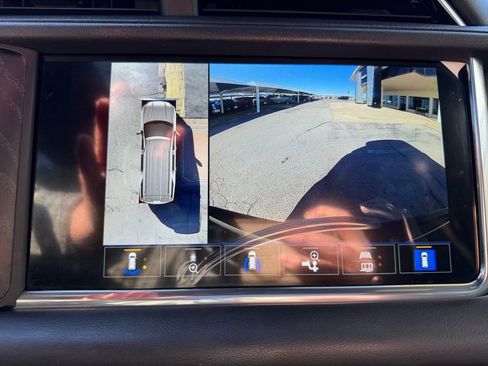Used 2023 GMC Yukon XL Denali w/ Max Trailering Package AWD/4WD image 17