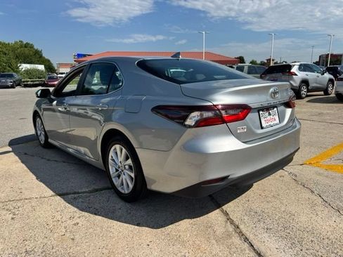 Used 2023 Toyota Camry LE FWD image 9