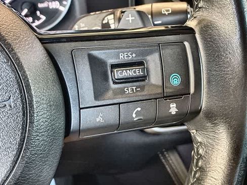Used 2021 Nissan Rogue SL w/ Premium Package FWD image 27