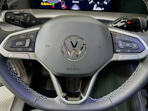 New 2026 Volkswagen Tiguan SE AWD/4WD image 11