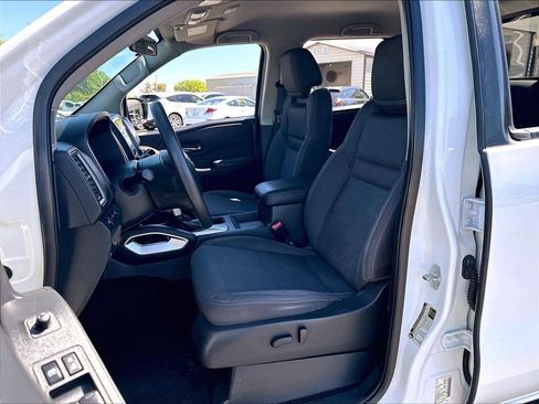 Used 2022 Nissan Frontier SV AWD/4WD image 25