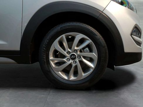 Used 2017 Hyundai Tucson SE w/ SE Popular Package 02 AWD/4WD image 9