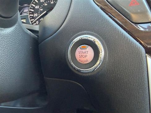 Used 2015 Nissan Pathfinder SL w/ SL Premium Package image 32