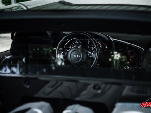 Used 2010 Audi R8 V10 AWD/4WD image 73