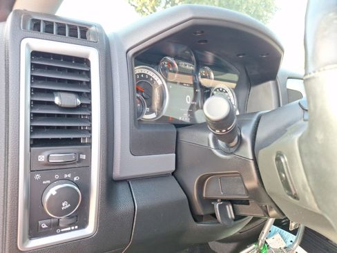 Used 2017 RAM 2500 Big Horn w/ Sport Appearance Group image 16