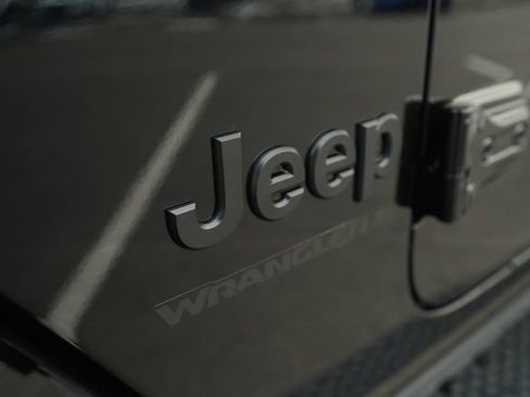 New 2026 Jeep Wrangler Sahara image 38