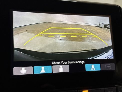 Used 2018 Honda Odyssey Elite image 16