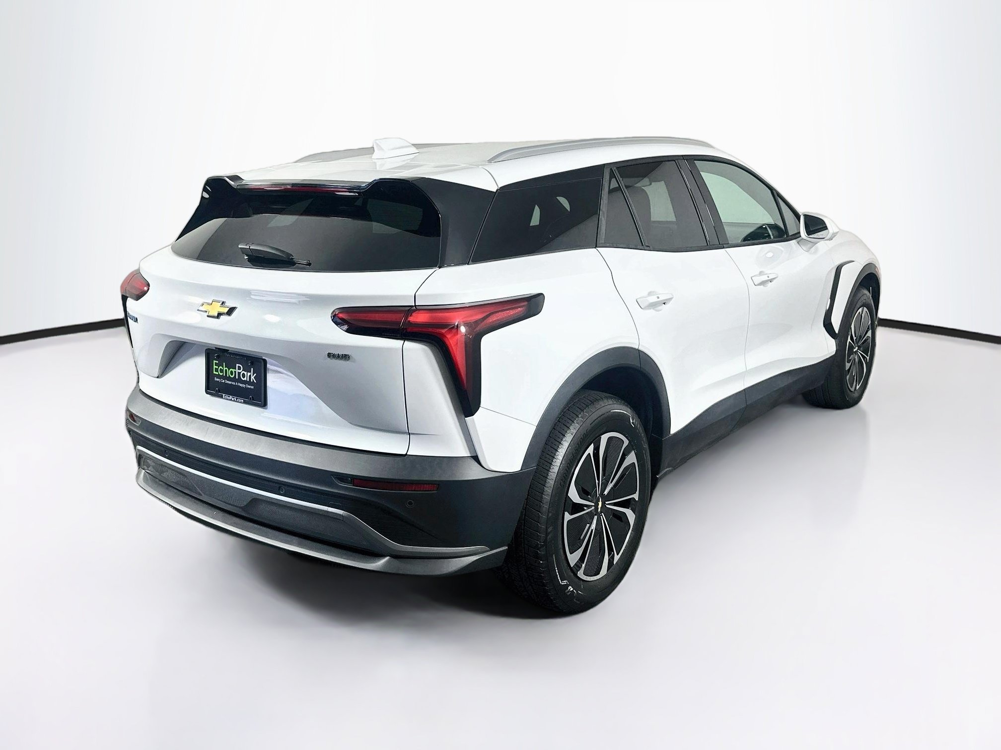 Used 2024 Chevrolet Blazer EV LT AWD/4WD image 9