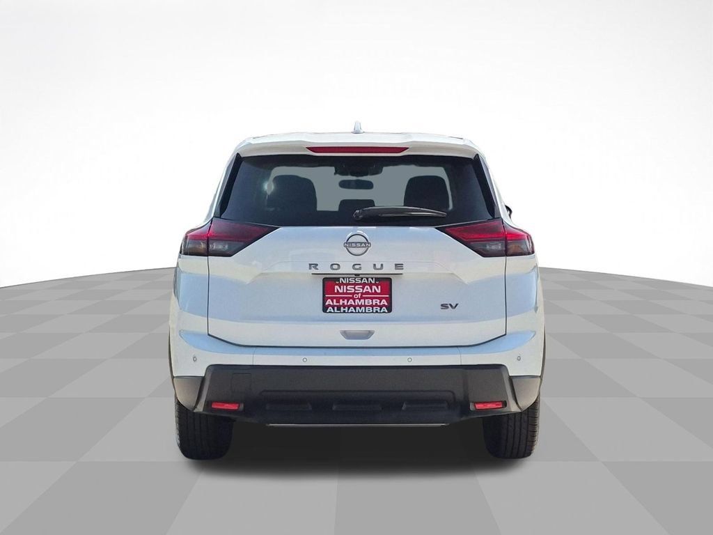 Certified 2024 Nissan Rogue SV FWD image 6