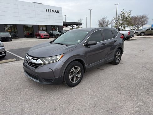 Used 2018 Honda CR-V LX image 1
