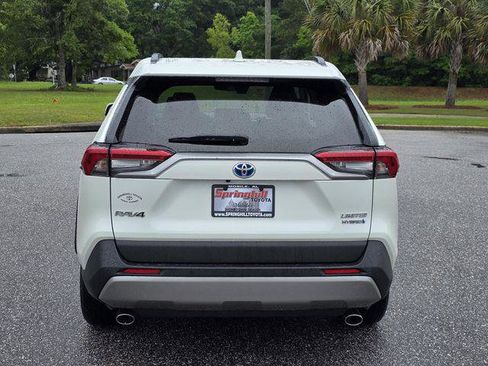 Certified 2022 Toyota RAV4 Limited AWD/4WD image 3