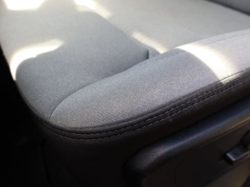 Used 2021 RAM 1500 Big Horn RWD image 28