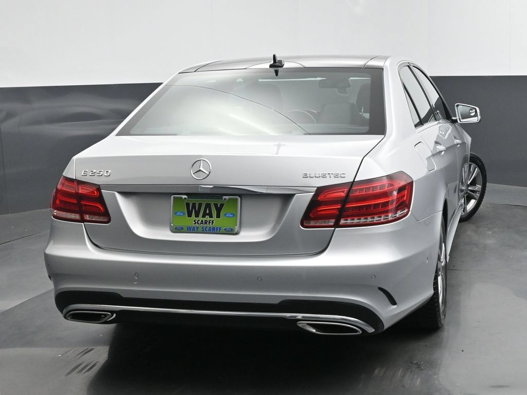 Used 2014 Mercedes-Benz E 250 BlueTEC Sedan image 30