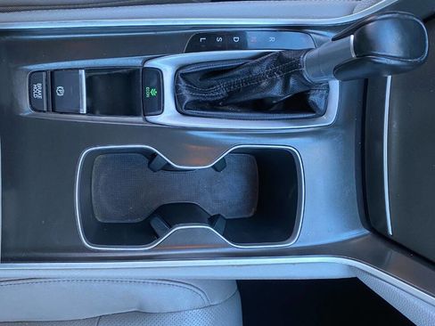 Used 2018 Honda Accord EX-L image 31