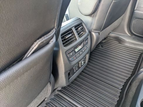 Used 2022 Honda Pilot Elite image 18