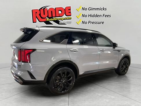 Used 2023 Kia Sorento SX AWD/4WD image 6