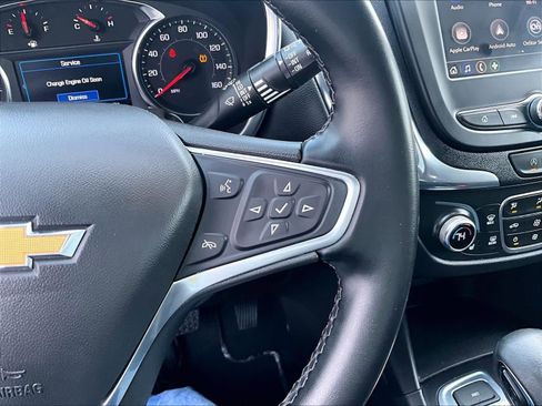 Used 2023 Chevrolet Equinox LT image 24