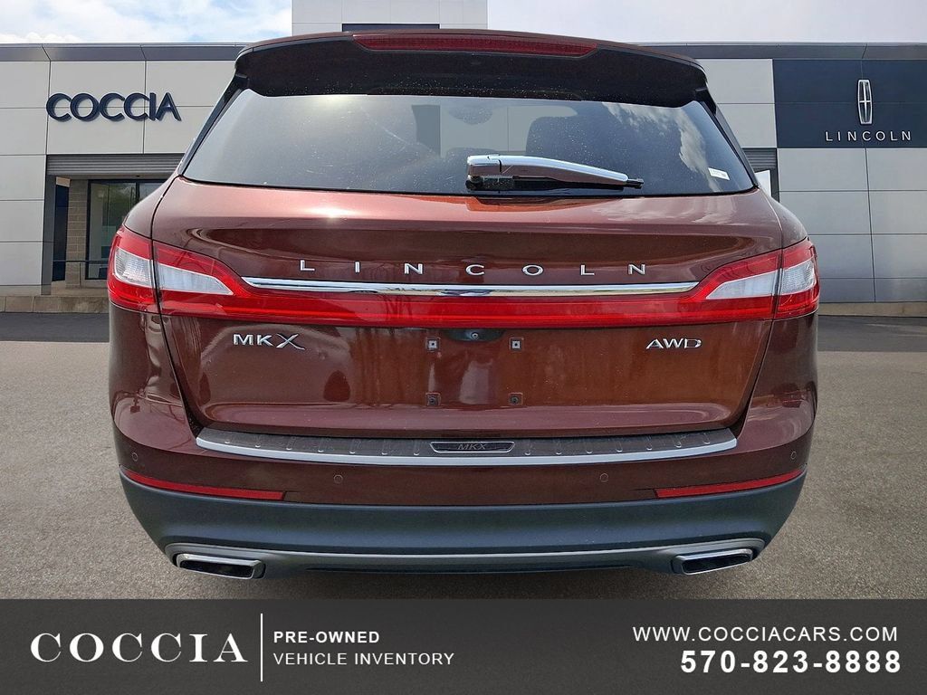 Used 2016 Lincoln MKX Reserve w/ Climate Package AWD/4WD image 5