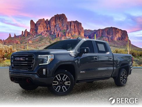 Used 2021 GMC Sierra 1500 AT4 w/ AT4 Value Package AWD/4WD image 2
